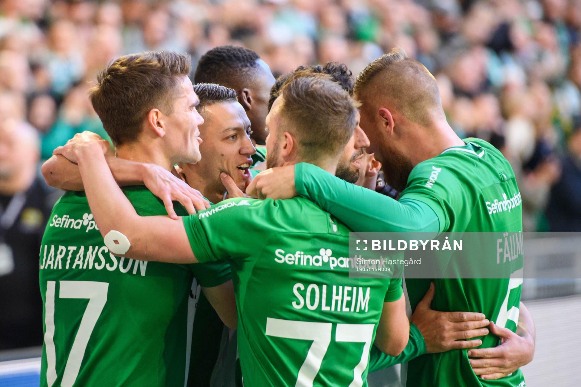 Hammarbys Nikola Djurdjic jublar med lagkamrater