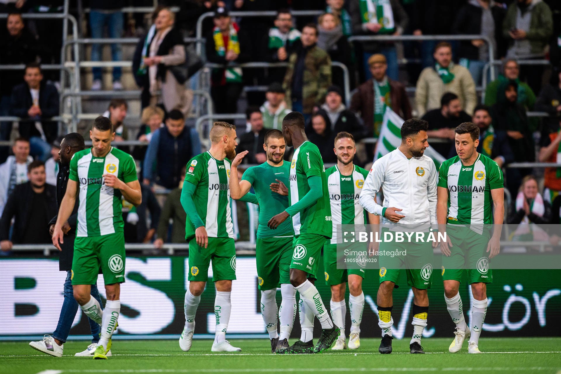 Hammarbys spelare jublar