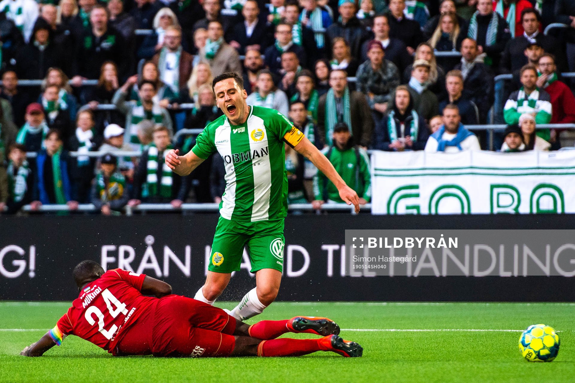 Östersunds Ronald Mukiibi och Hammarbys Jeppe Andersen i