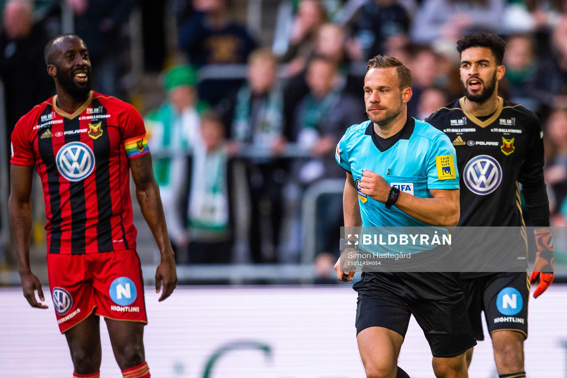 Östersunds Ronald Mukiibi och målvakt Sixten Mohlin