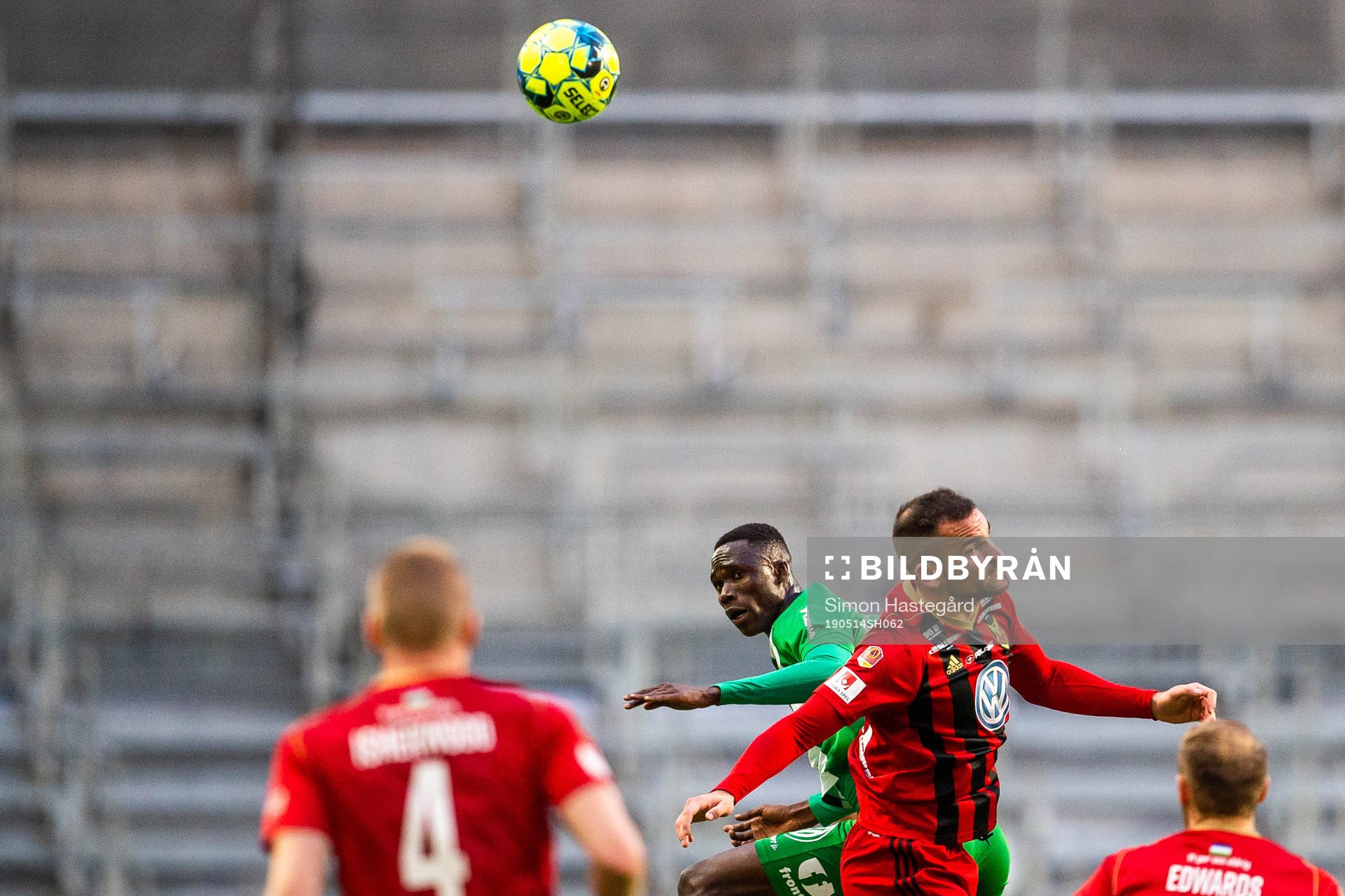 Hammarbys Kossounou Odilon   och Östersunds Dino Islamovic