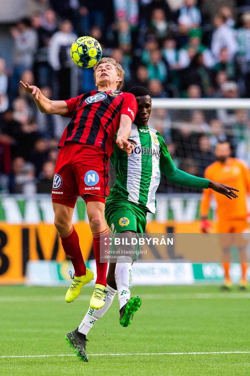 Östersunds Ludvig Fritzson  och Hammarbys Kossounou Odilon