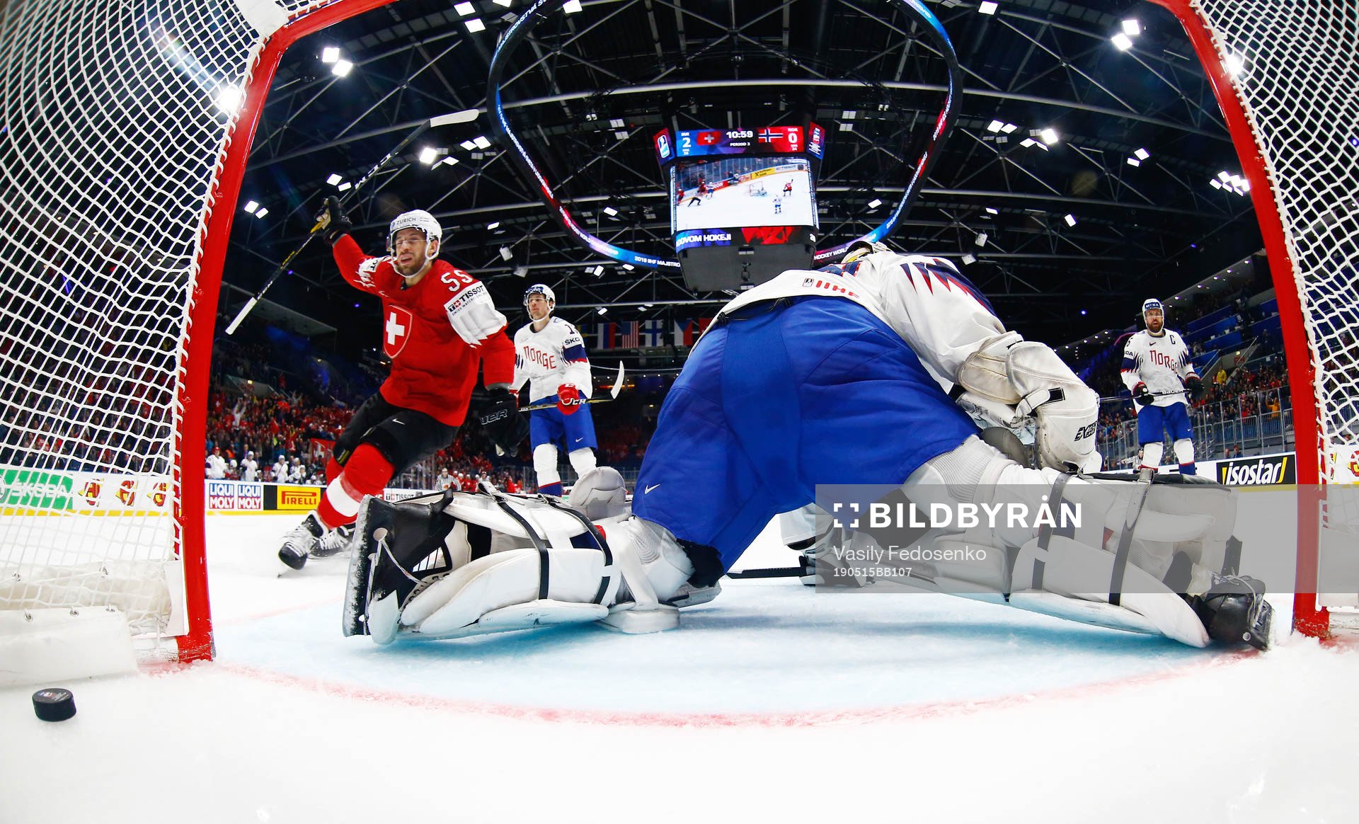 Romain Loeffel of Switzerland celebrates
