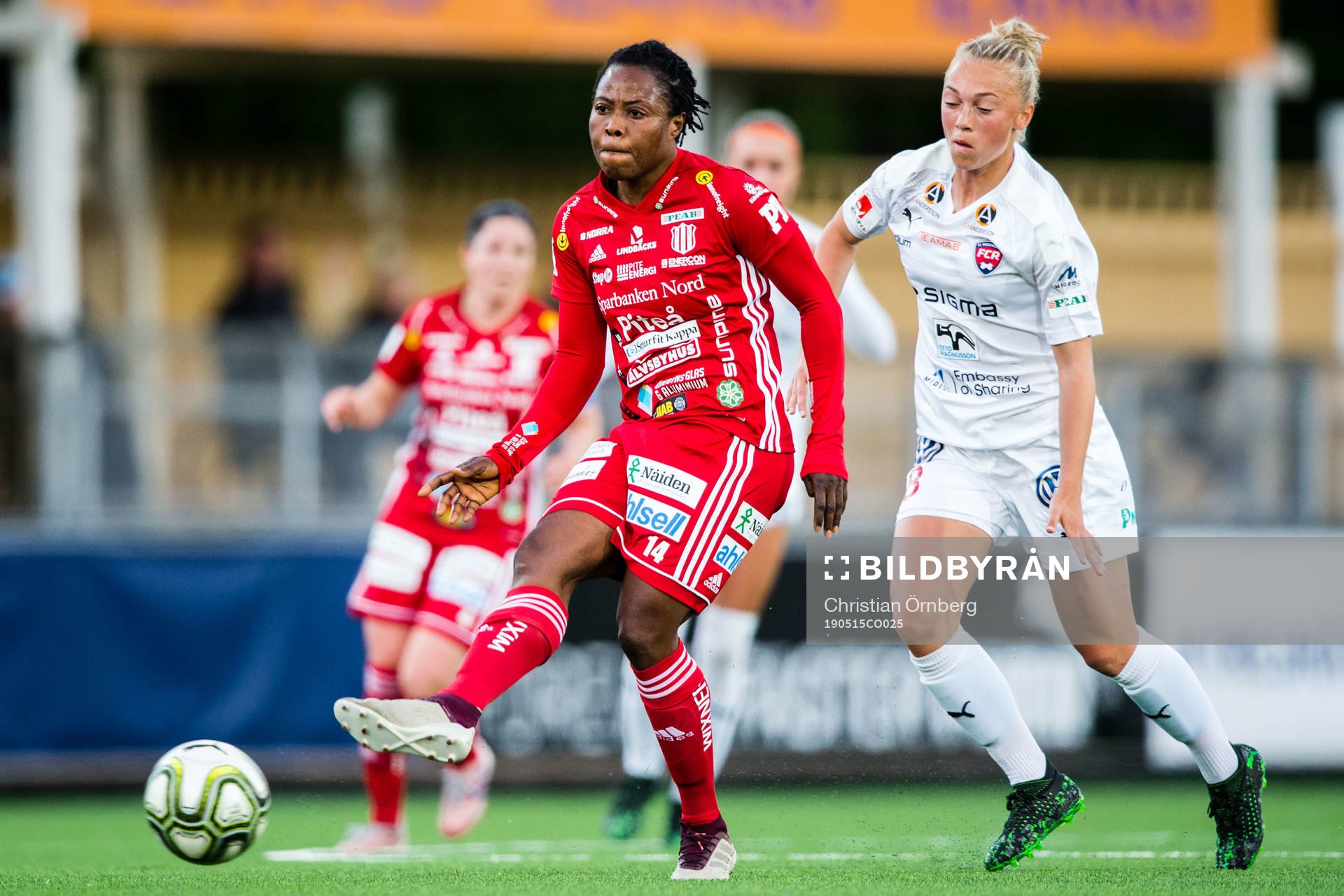 Piteås Faith Ikidi Michael och Rosengårds Hanna Bennison