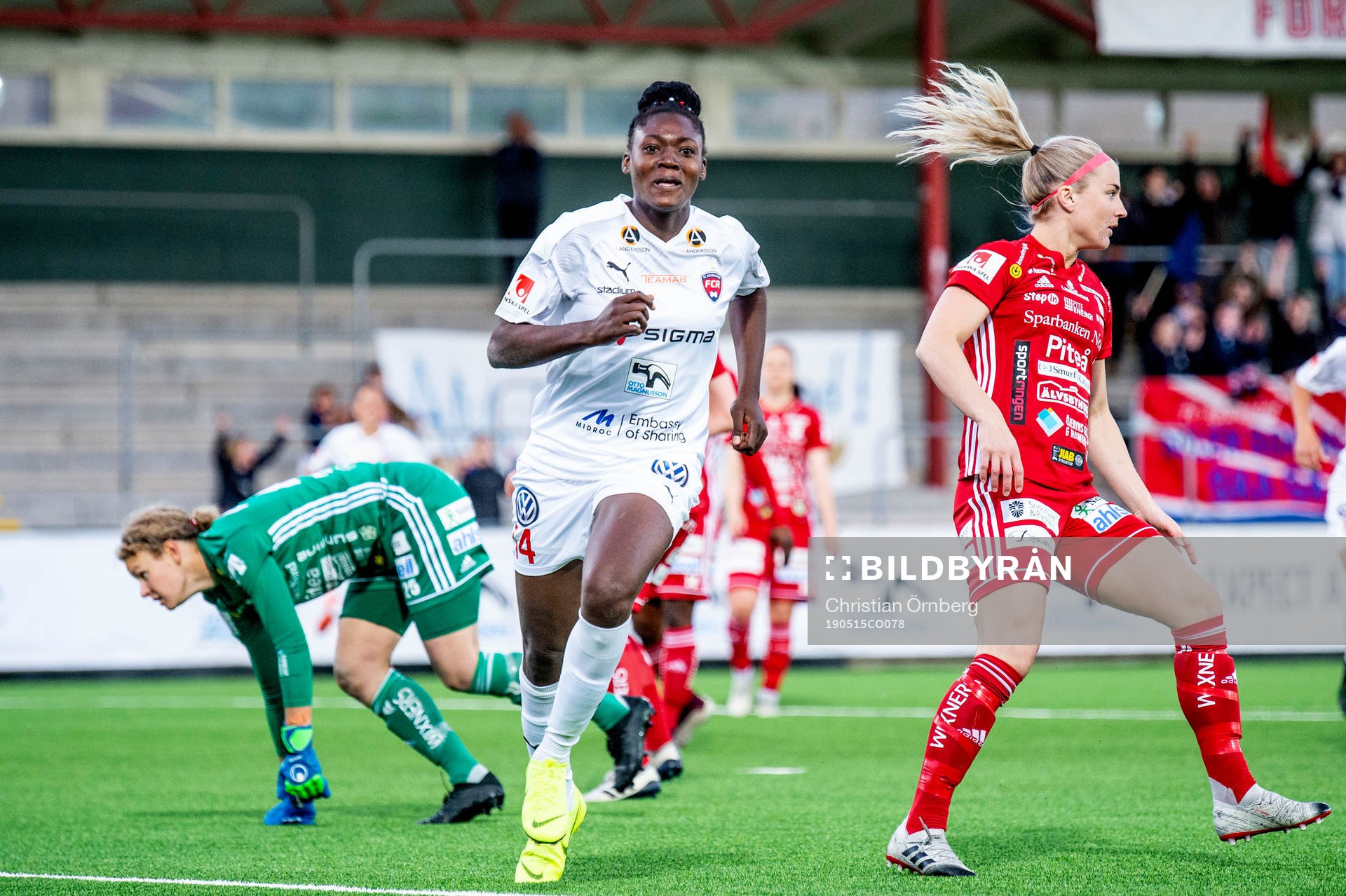 Rosengårds Anam Imo jublar åt 2-0