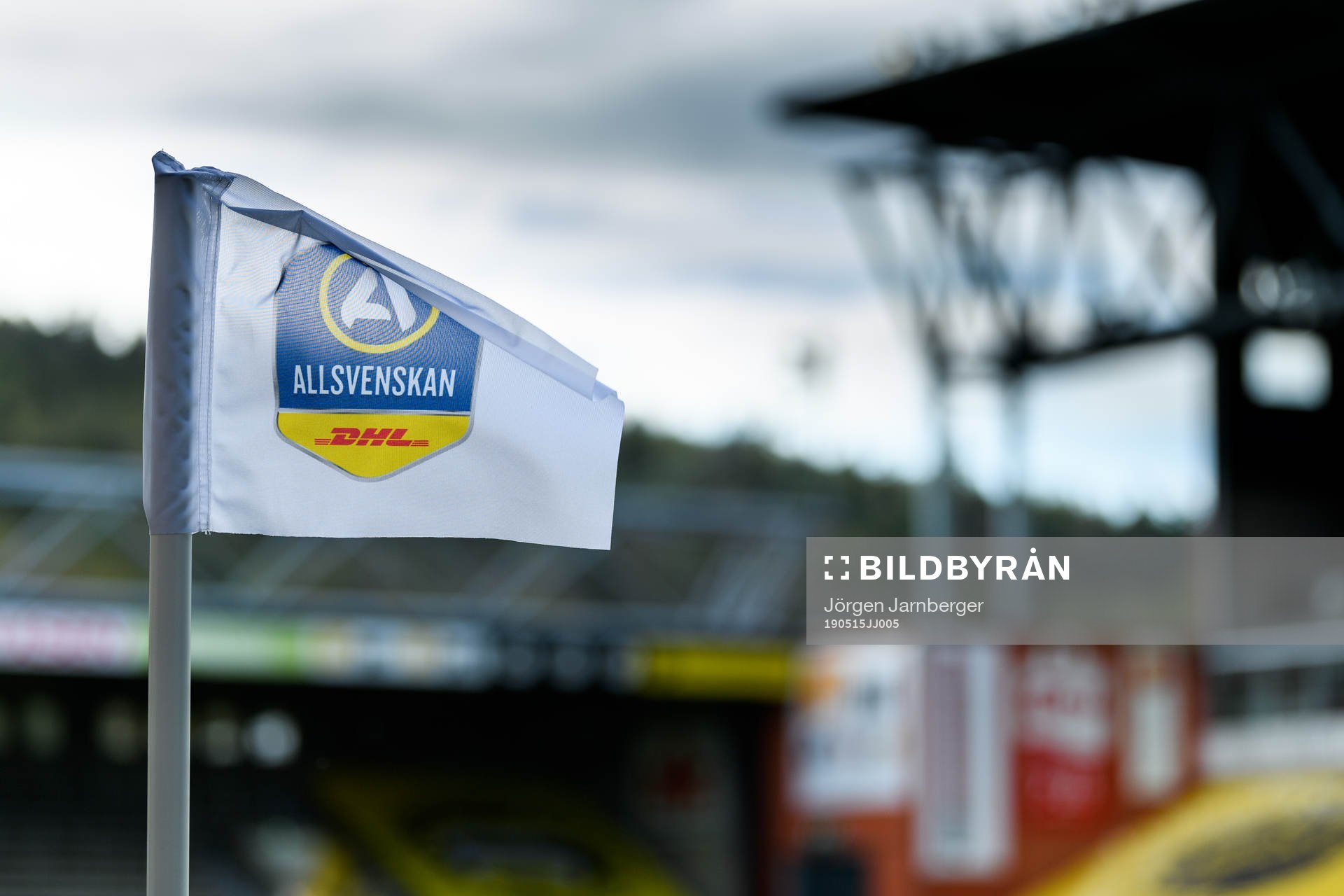 En hörnflagga med Allsvenskans logga