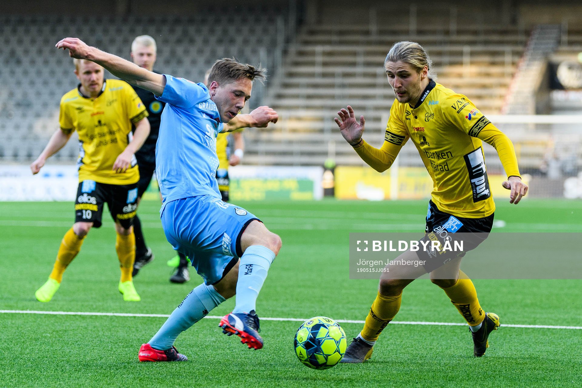 Elfsborgs Pawel Cibicki och AFC Eskilstunas Gustav Jarl