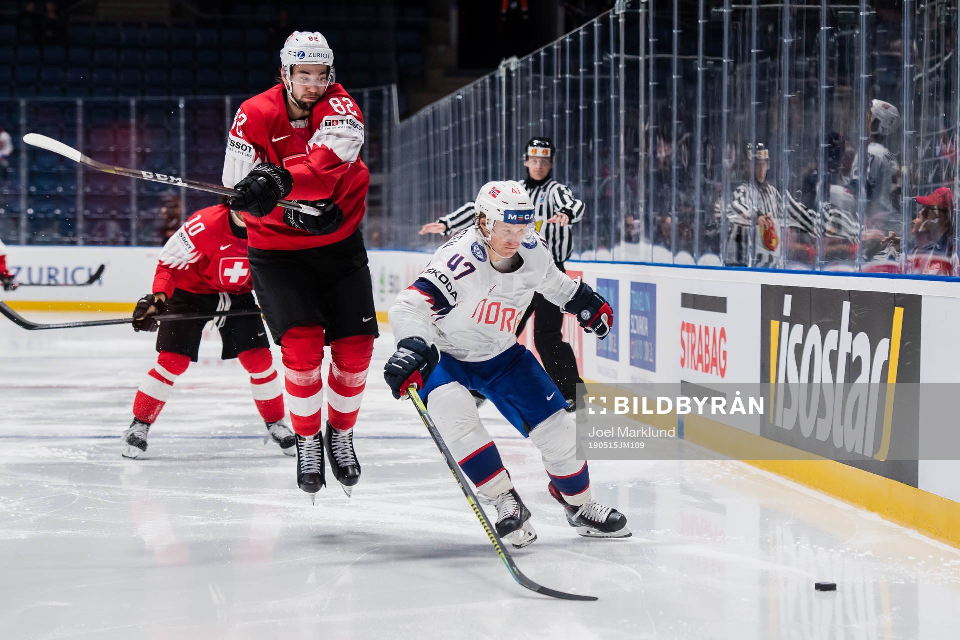 Simon Moser of Switzerland and Alexander Bonsaksen of Norway