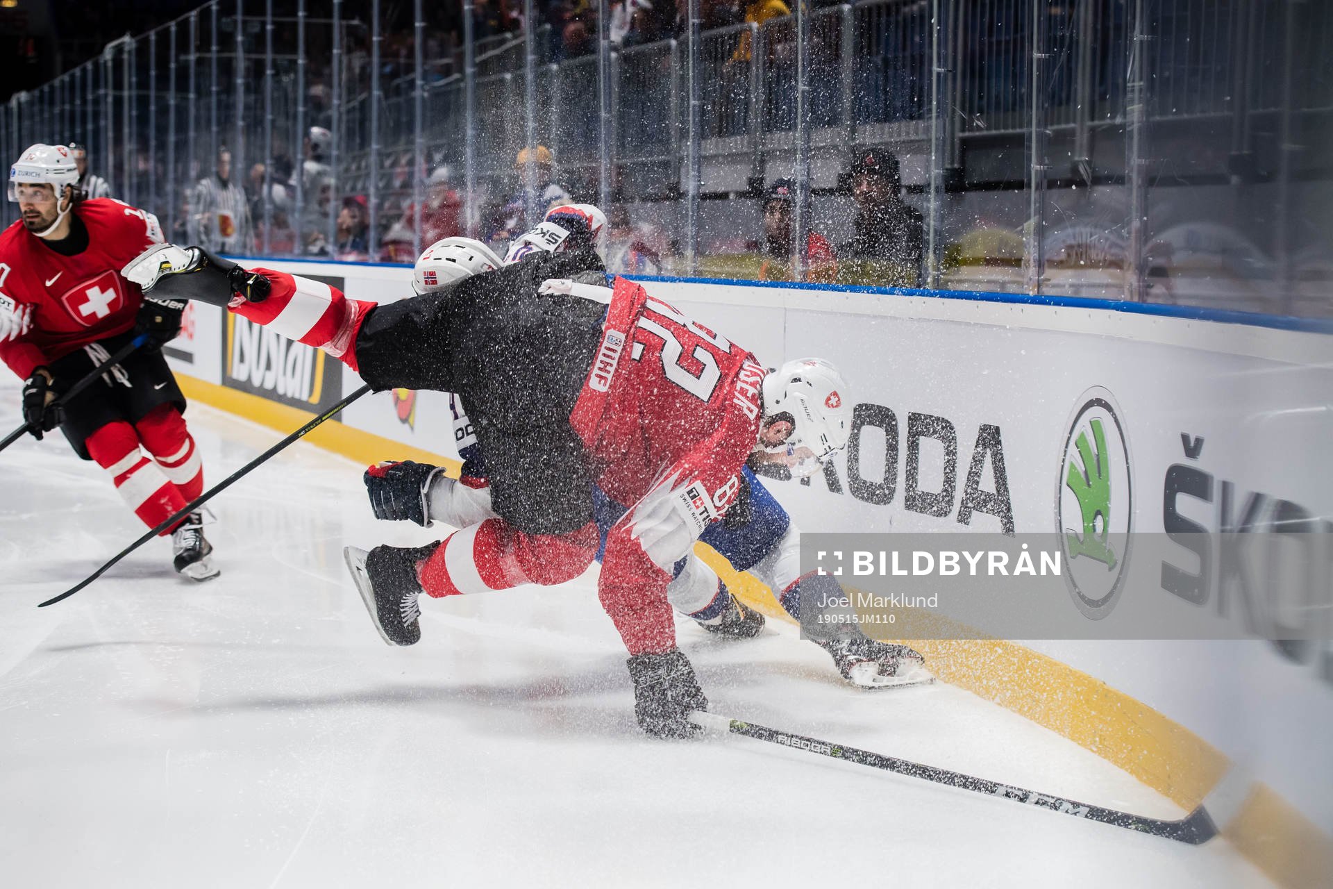 Alexander Bonsaksen of Norway and Simon Moser of