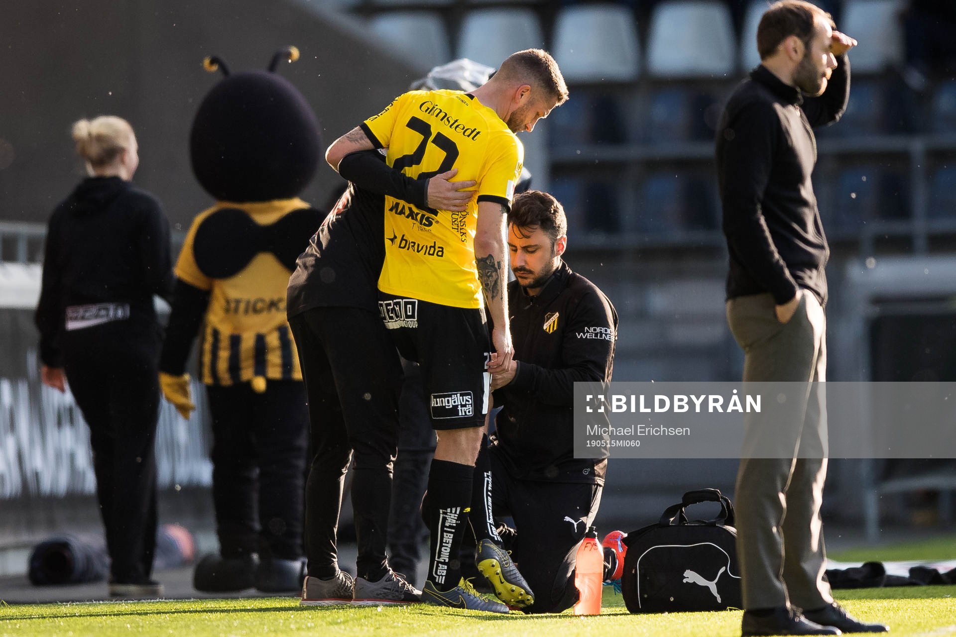 Häckens Joona Toivio tvingas utgå