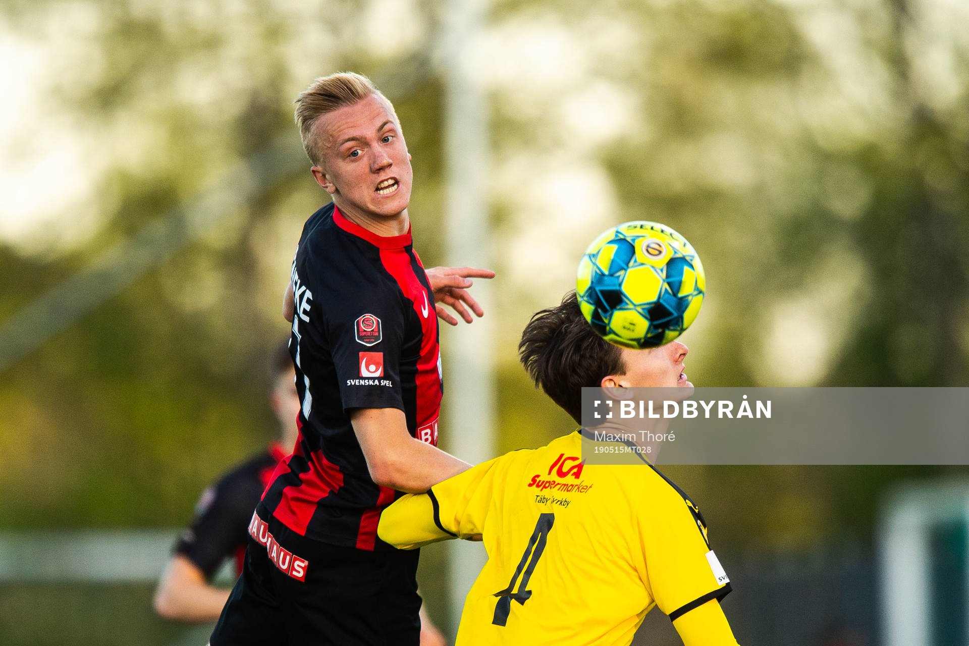 Frejs Hjalmar Ekdal och Brommapojkarnas Isac Lidberg