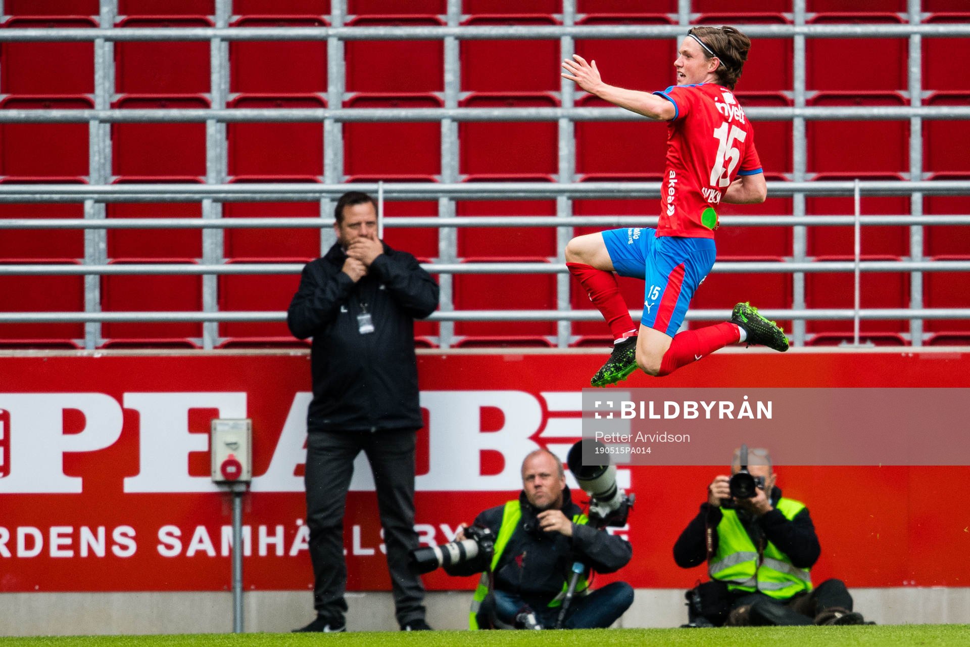 Helsingborgs Max Svensson jublar