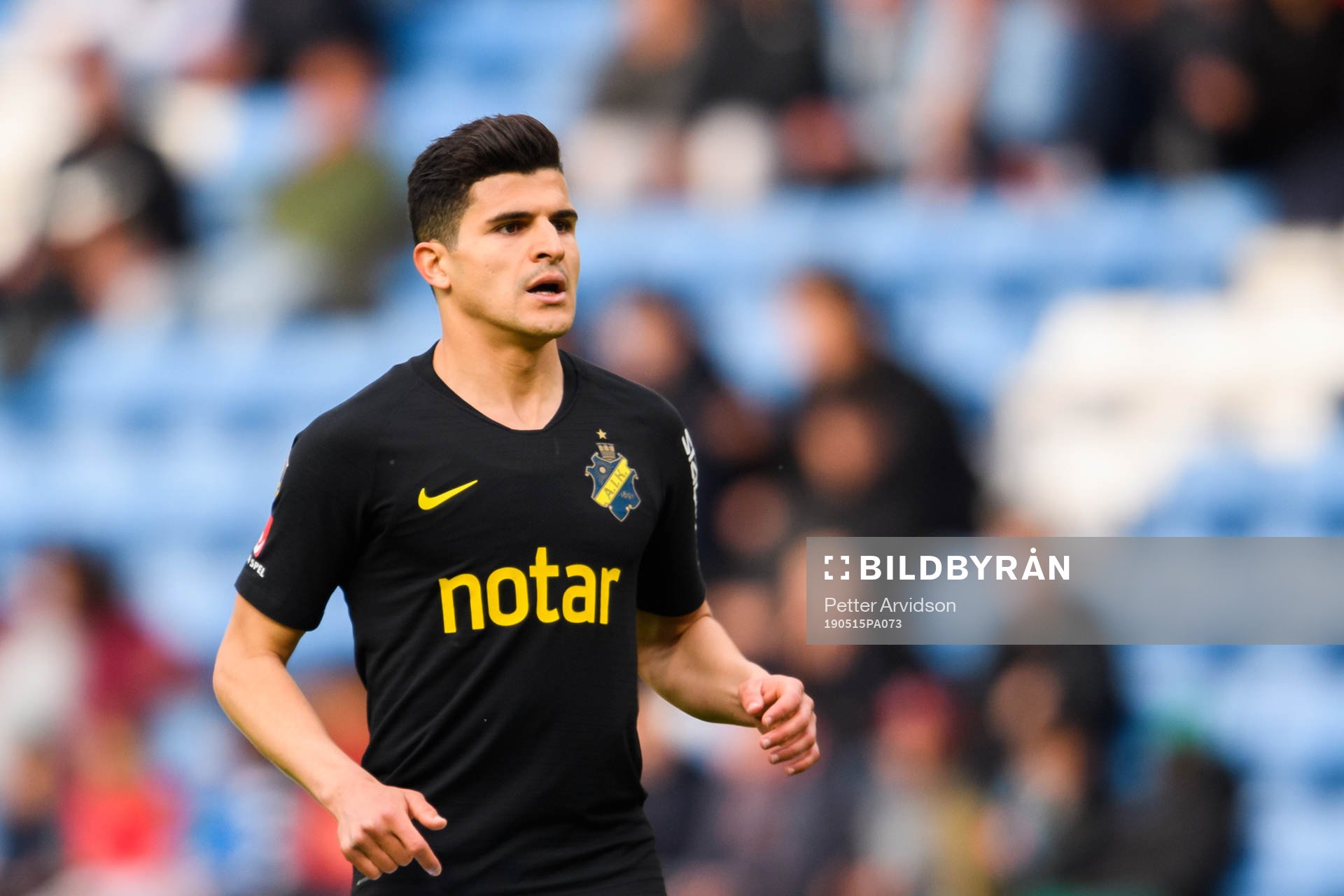 s Tarik Elyounoussi