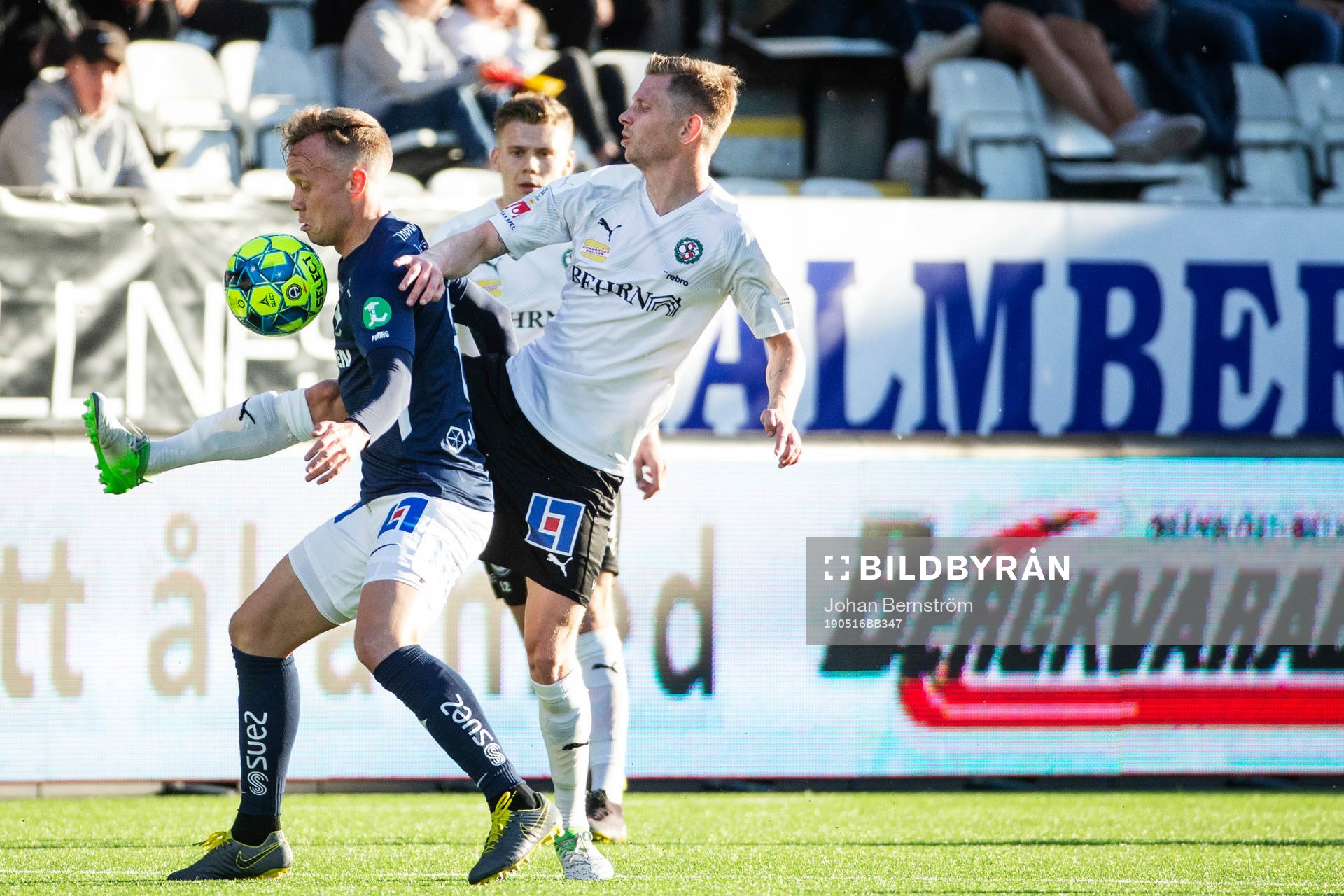 IFK Norrköpings Gudmundur Thórarinsson och Örebros Johan
