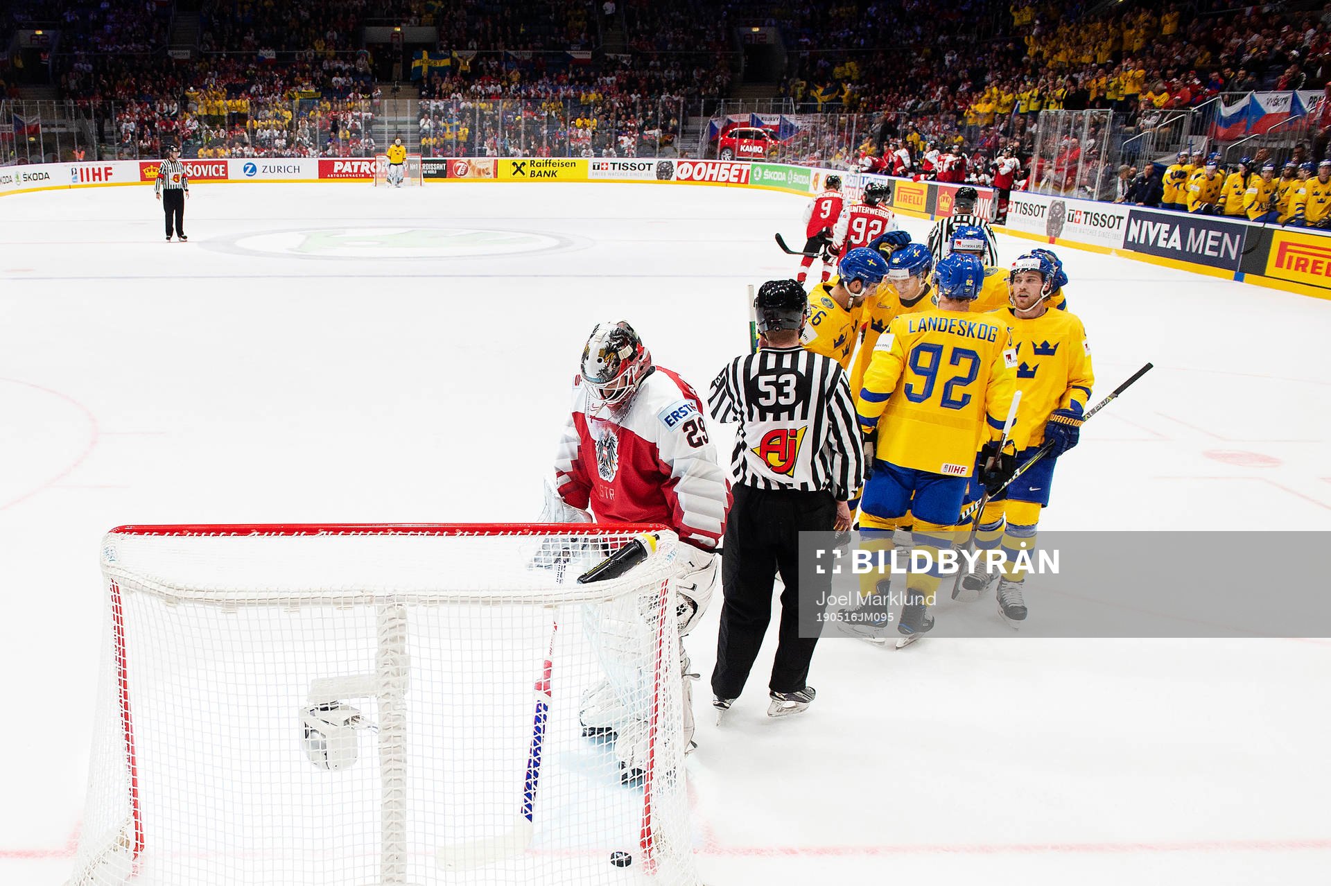Erik Gustafsson, Elias Pettersson, Gabriel Landeskog,