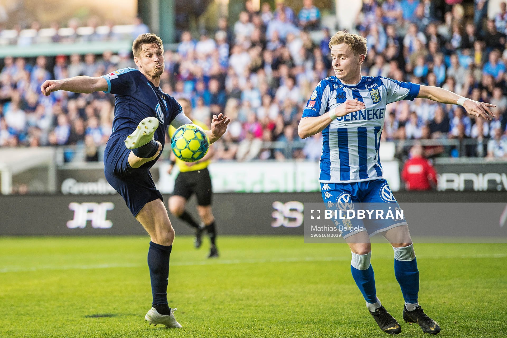 Malmö FFs Markus Rosenberg och IFK Göteborgs Victor
