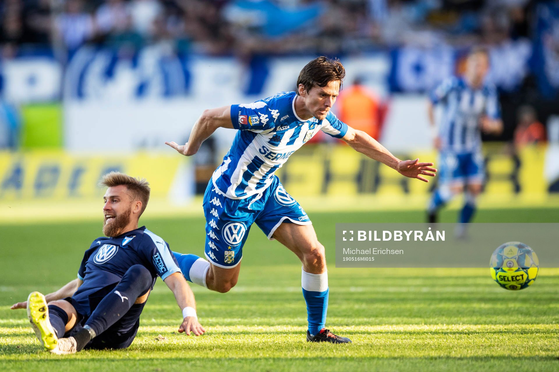 Malmö FFs Rasmus Bengtsson och IFK Göteborgs Lasse Vibe
