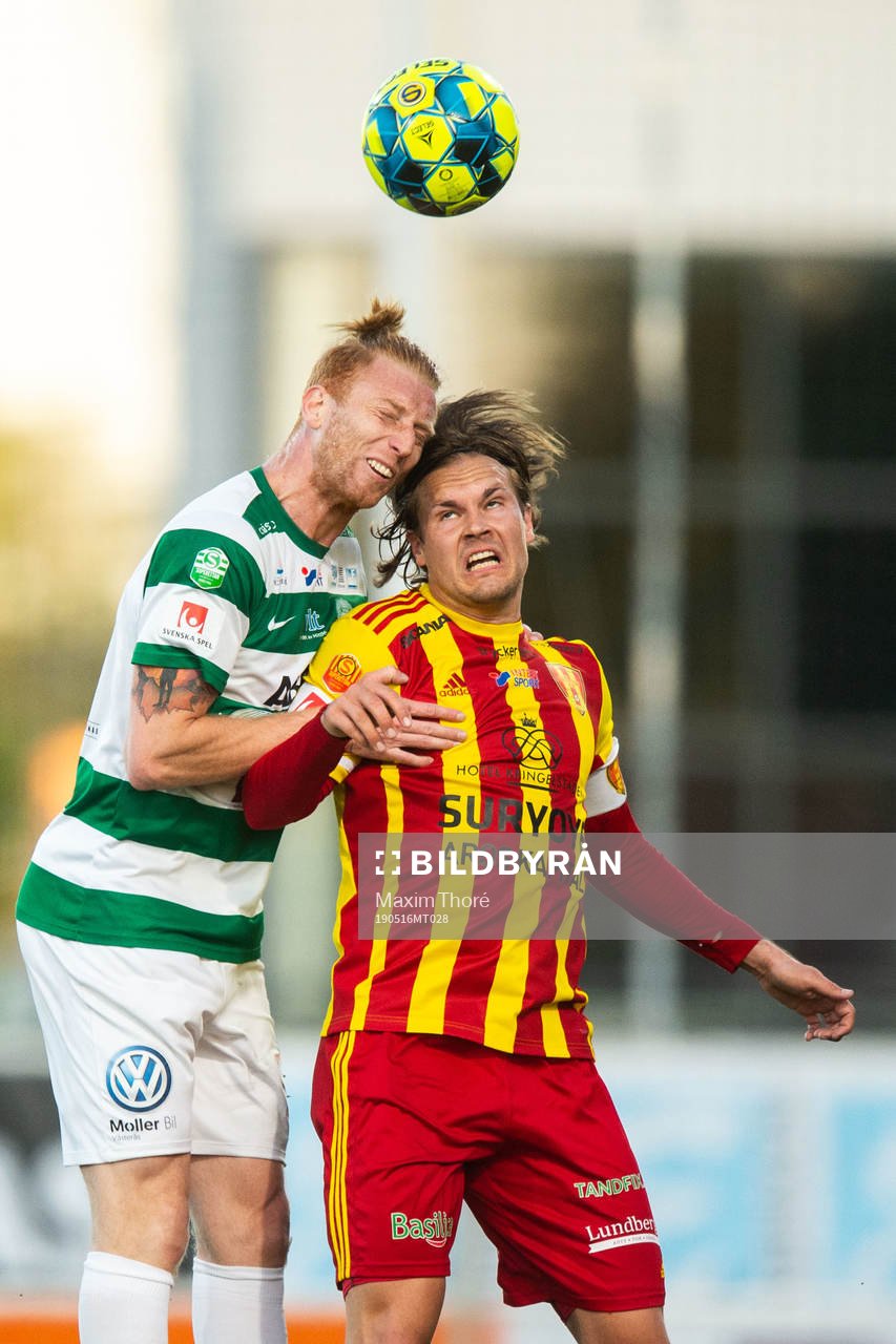 Västerås Calle Svensson och Syrianskas Sebastian Rajalakso