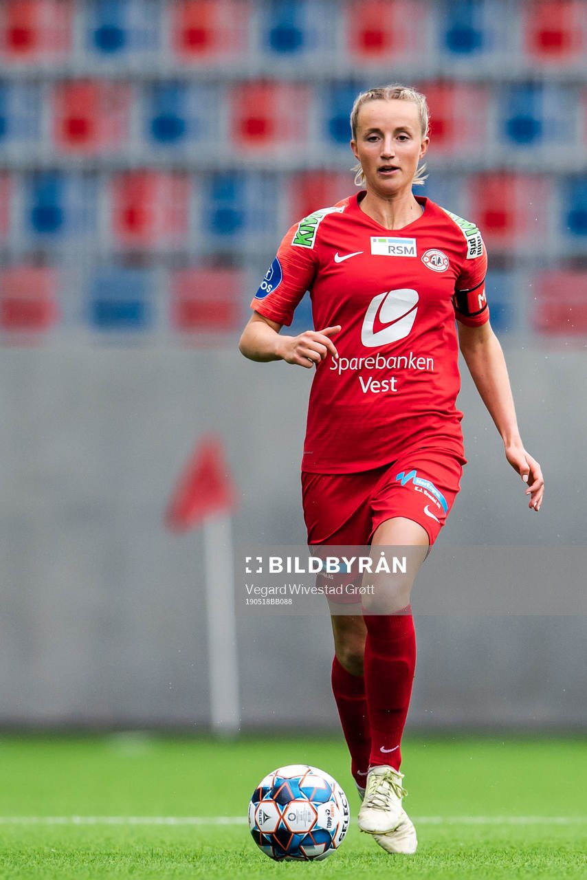 Helene Gloppen of Arna-Bjørnar