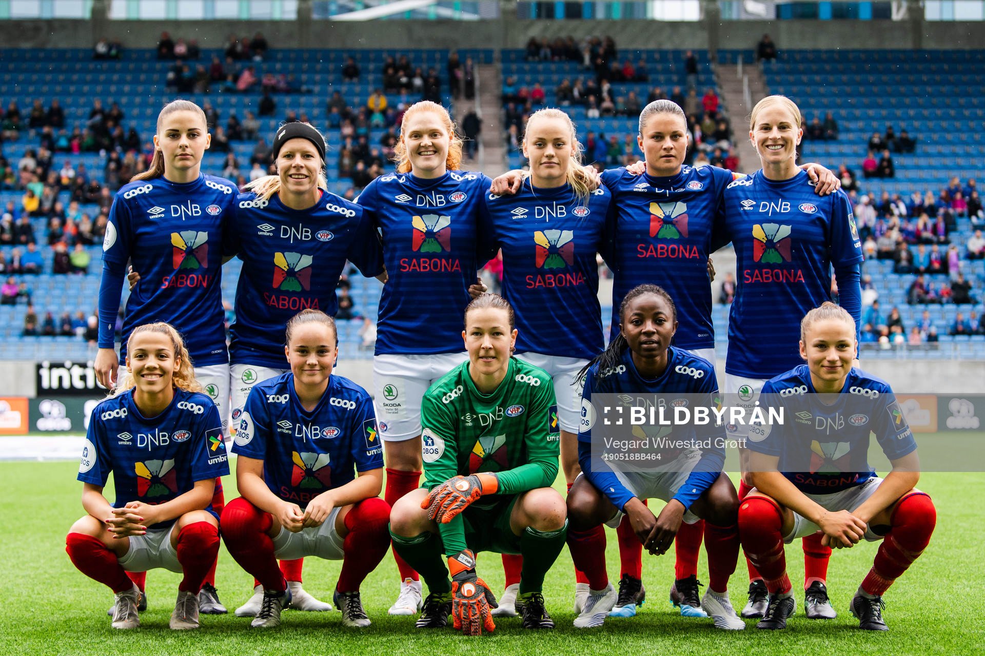 Jenna Dear (2nd row), Ingrid Katrine Buer Søndenå, Stine