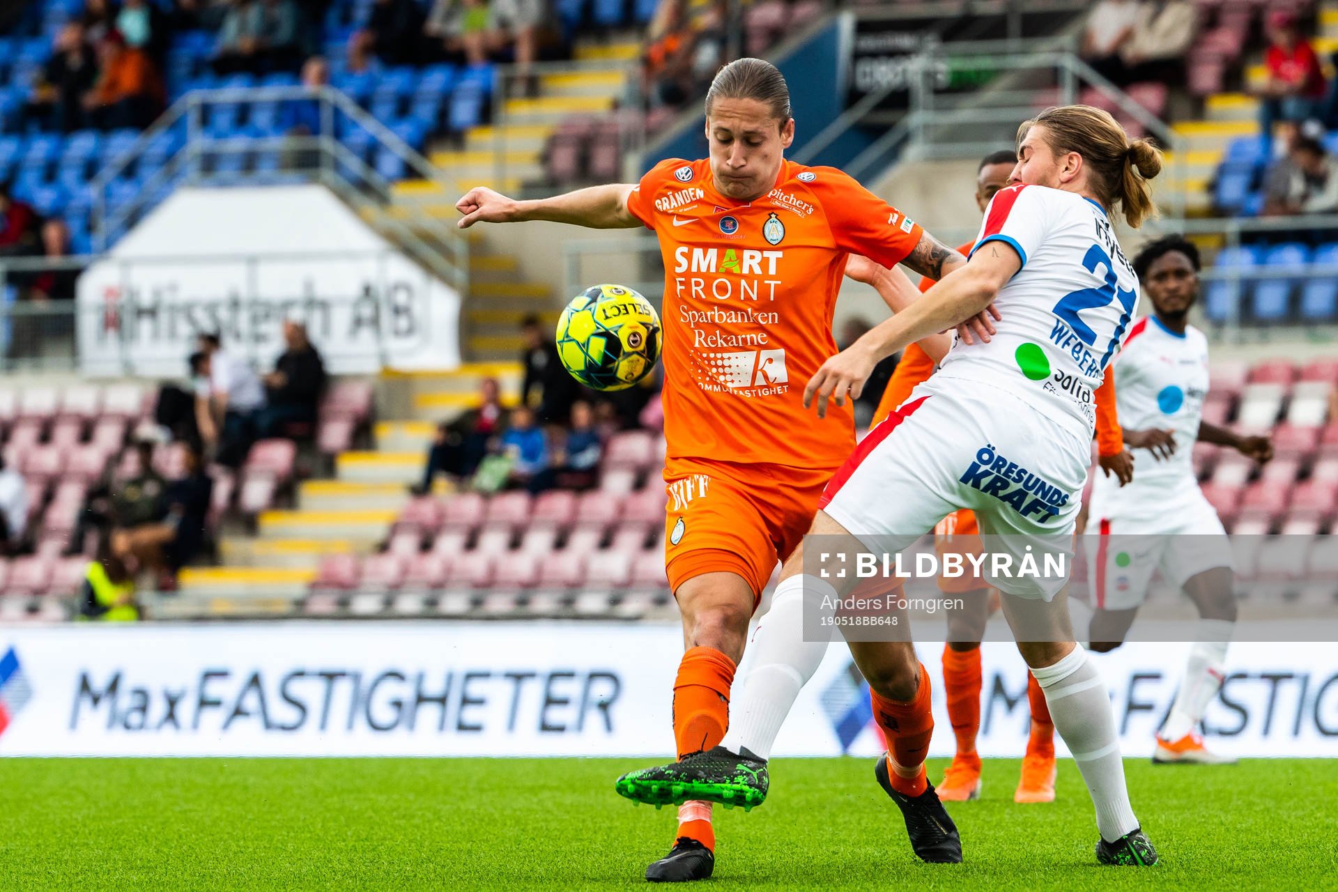 AFC Eskilstunas Felix Michel Melki och Helsingborgs Charlie Weberg under fotbollsmatchen i Allsvenskan mellan AFC Eskilstuna och Helsingborg den 18 maj 2019 i Västerås.