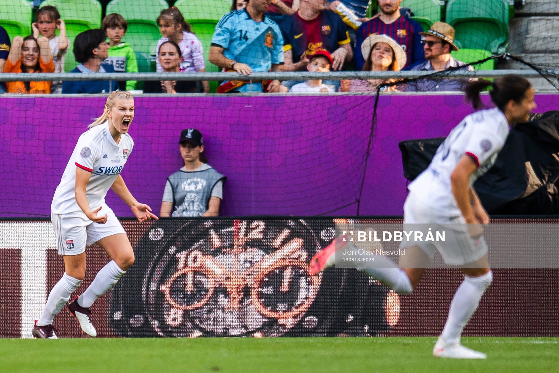 Ada Hegerberg of Lyon celebrates