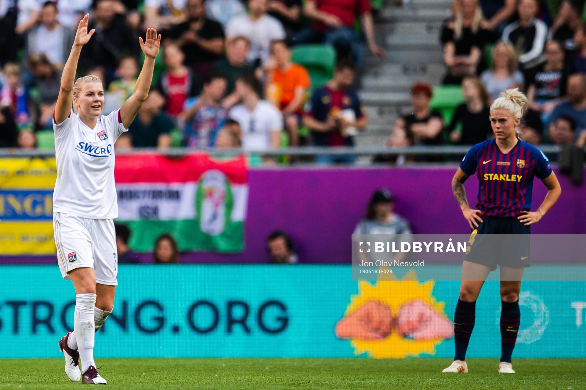Ada Hegerberg of Lyon celebrates
