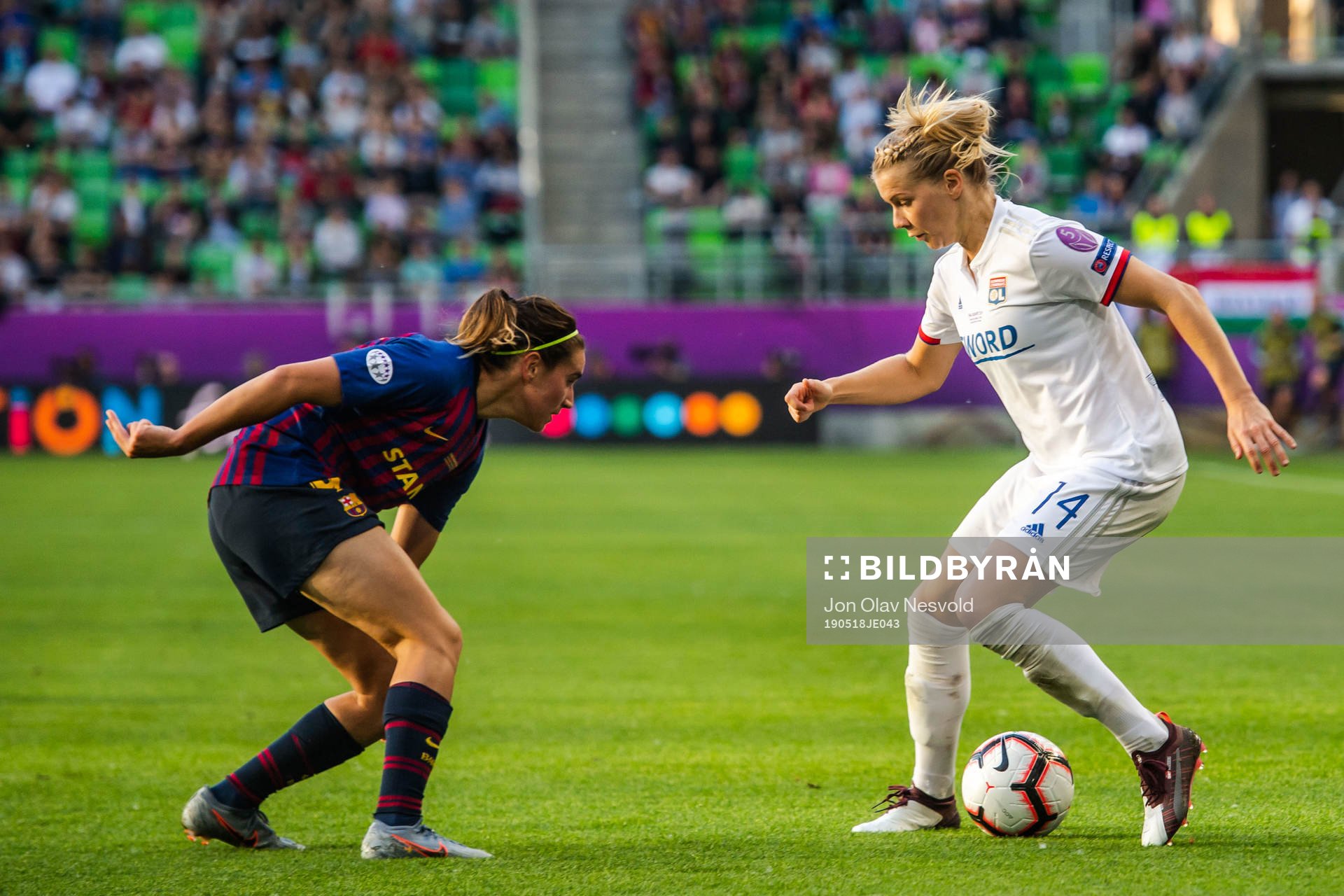 Mariona of Barcelona and Ada Hegerberg of Lyon