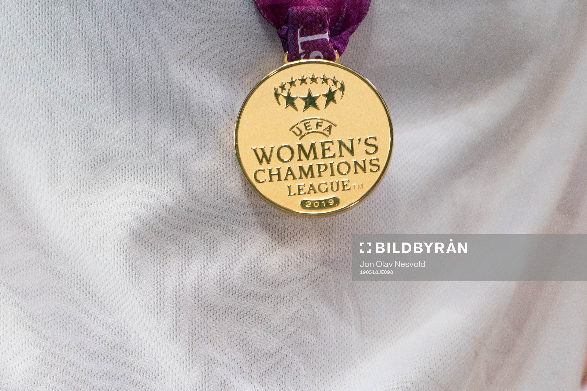 The medal of Ada Hegerberg of Lyon