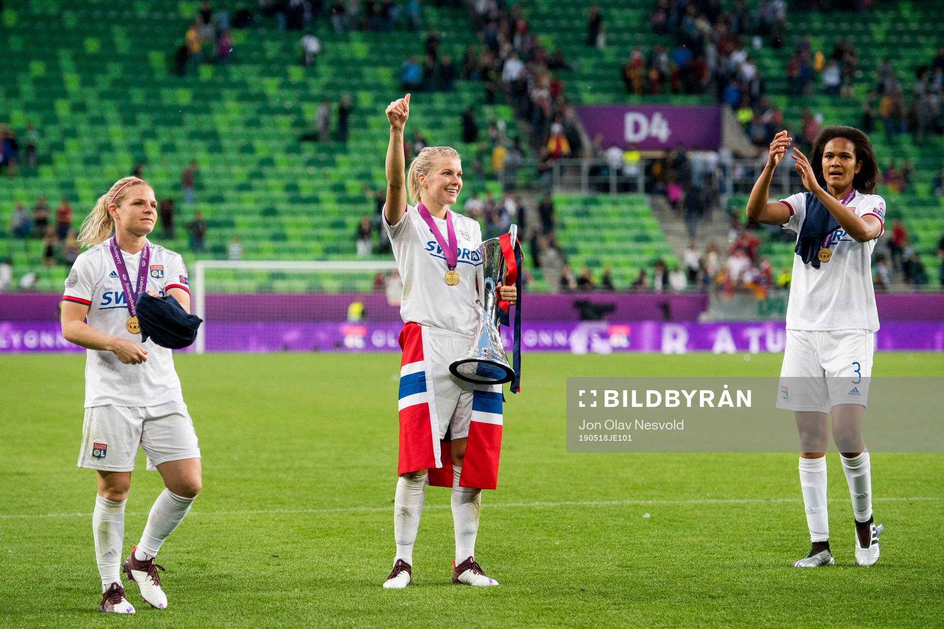 Ada Hegerberg of Lyon celebrates