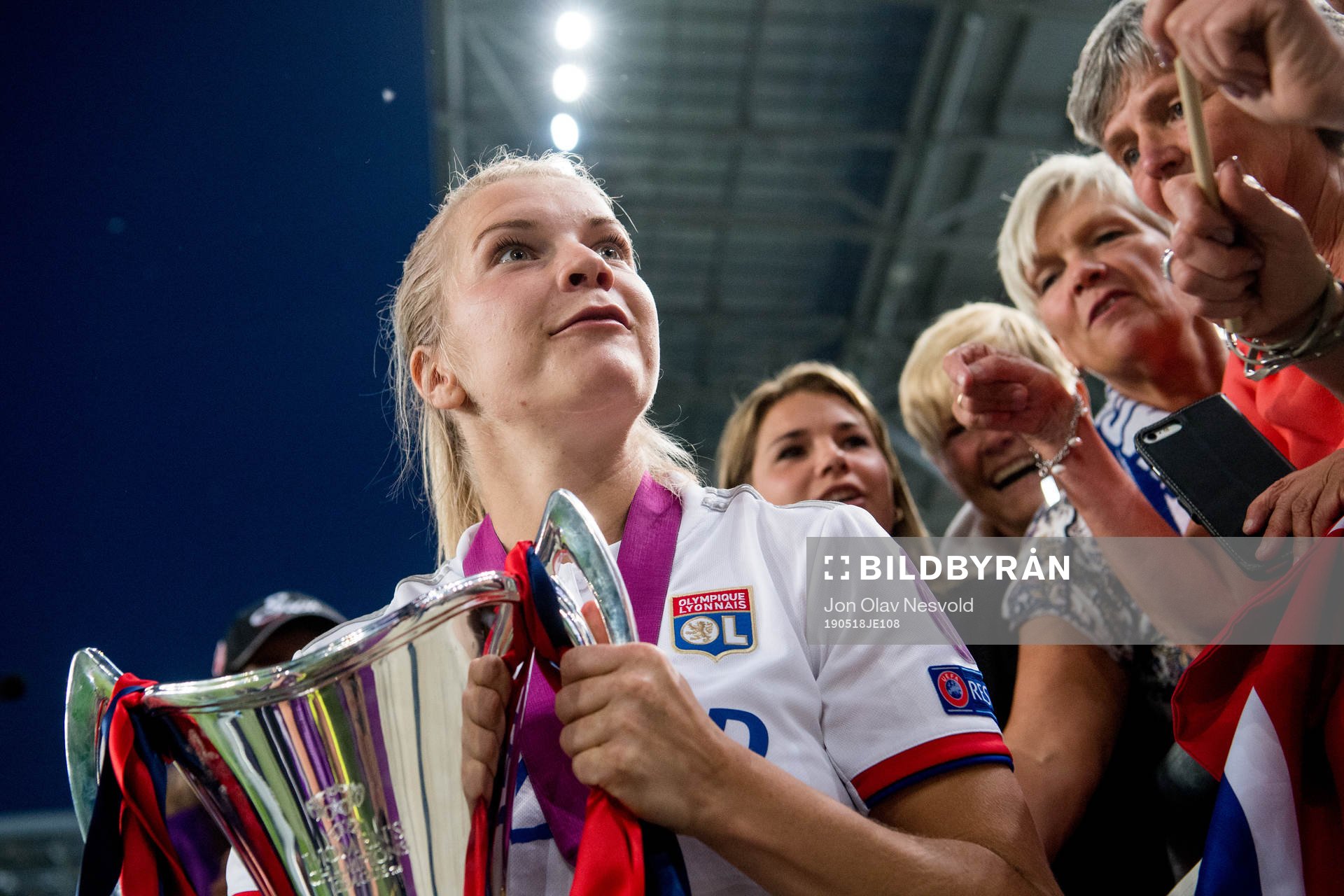 Ada Hegerberg of Lyon celebrates with her family