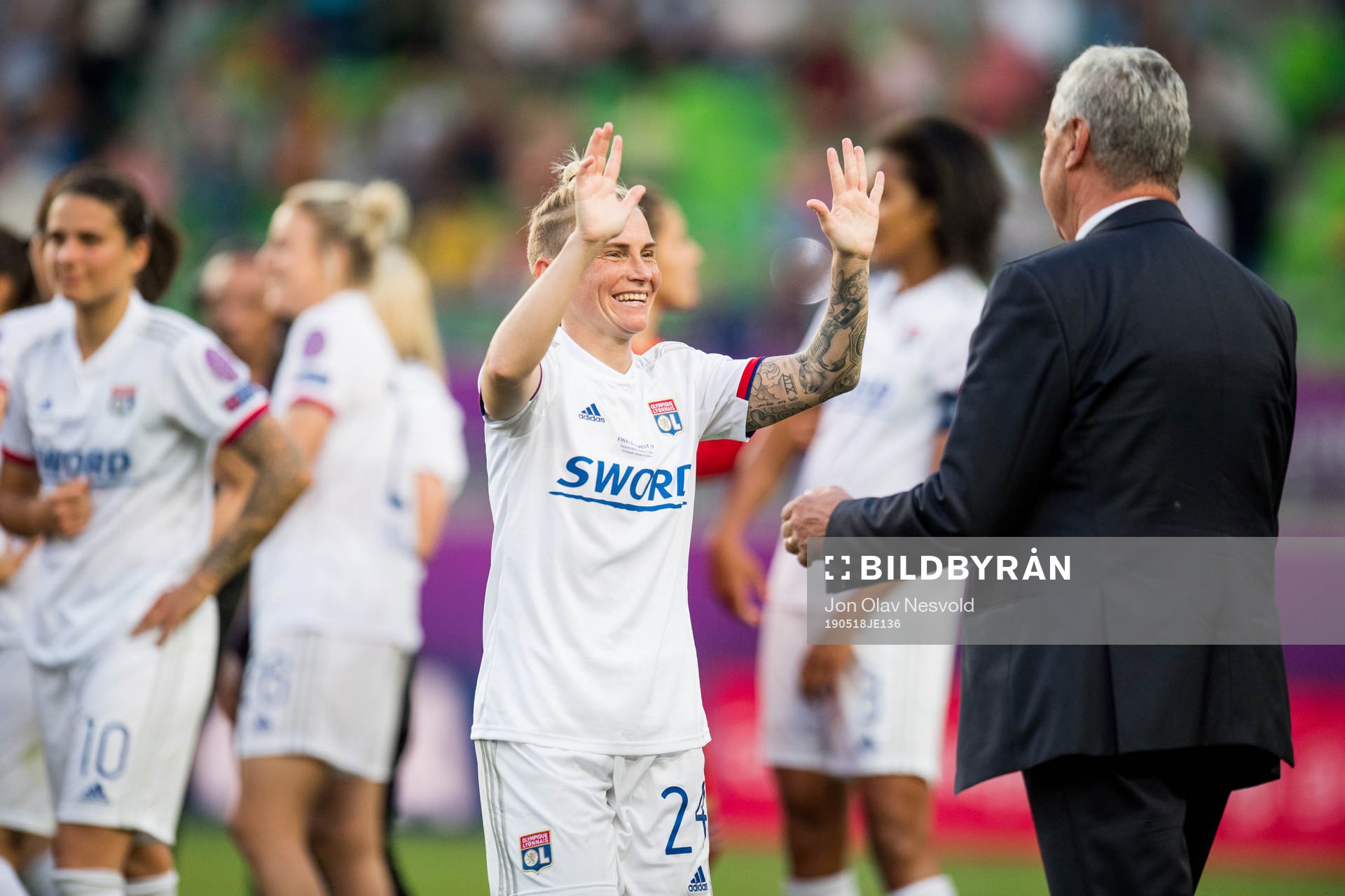 Jess Fishlock of Lyon celebrates