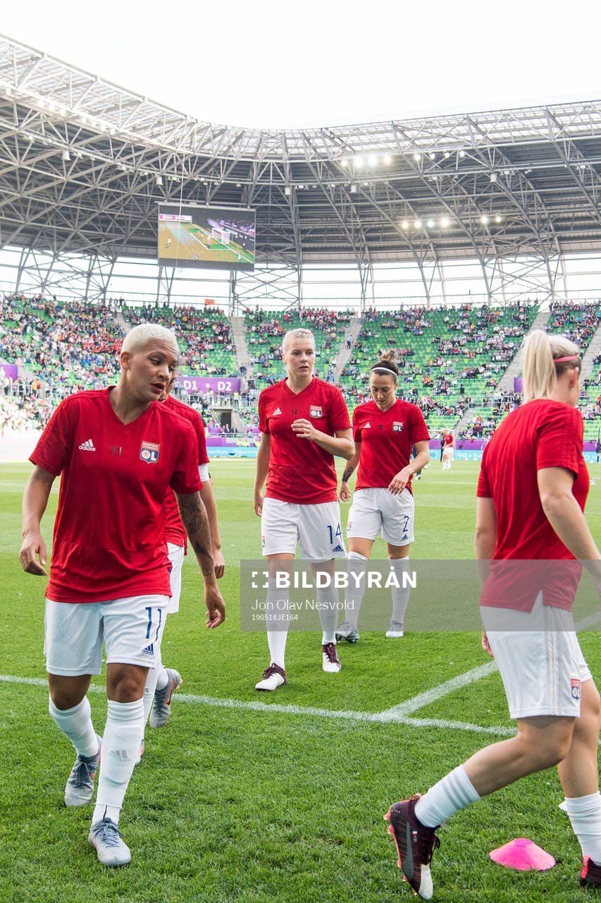 Shanice van de Sanden and Ada Hegerberg of Lyon