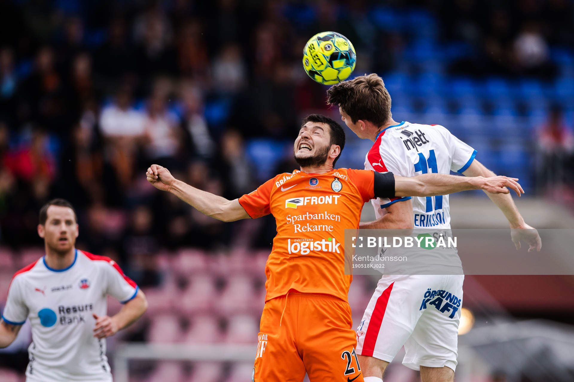 AFC Eskilstunas Anel Rashkaj och Helsingborgs Adam Eriksson