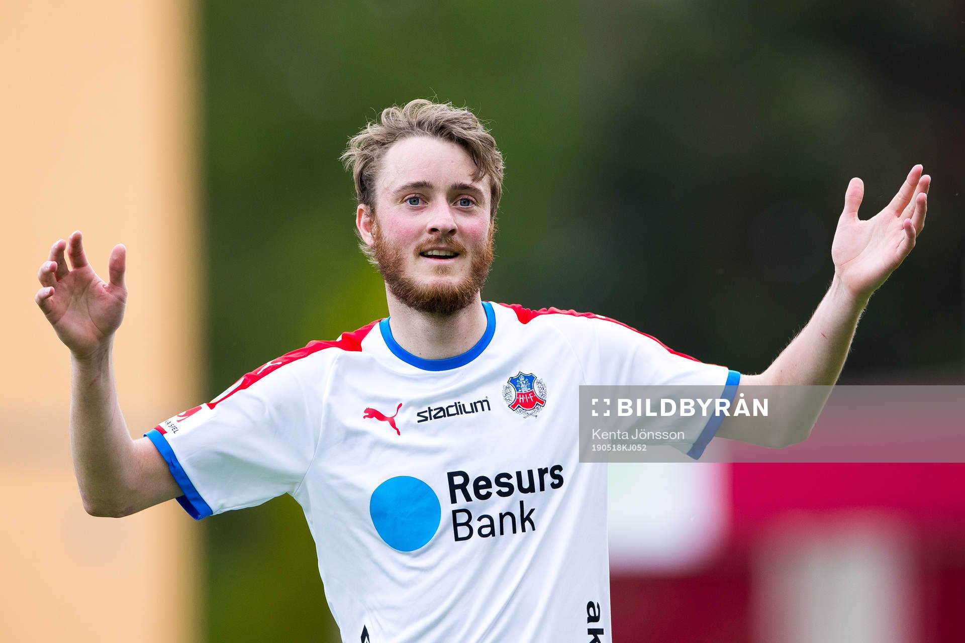 Helsingborgs Rasmus Jönsson reagerar