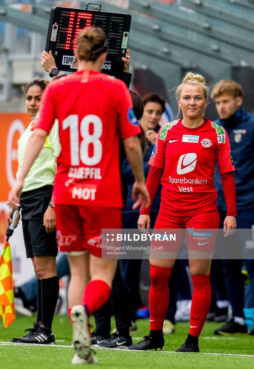 Karoline Heimvik Haugland of Arna-Bjørnar
