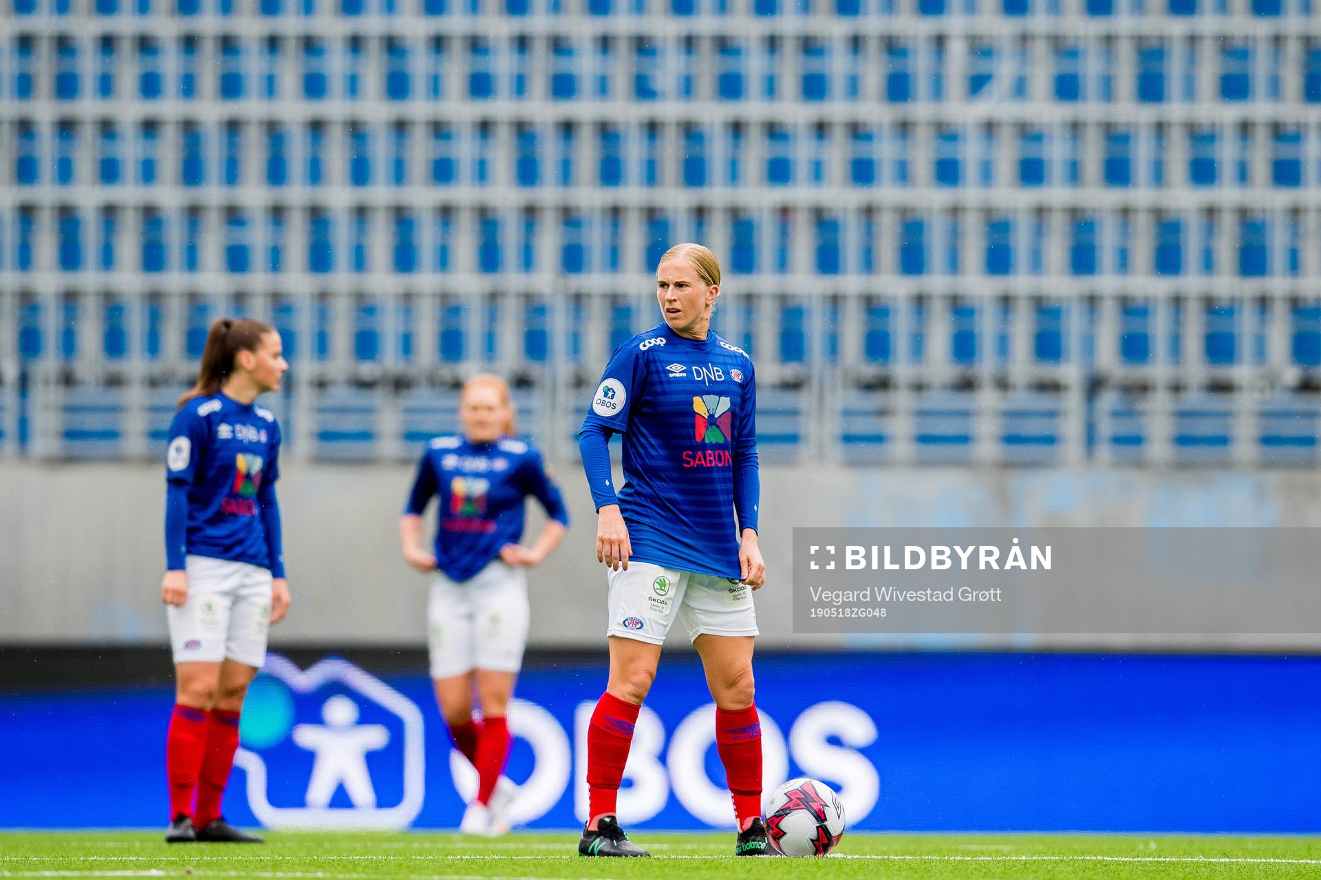 Natasha Dowie of Vålerenga looks dejected