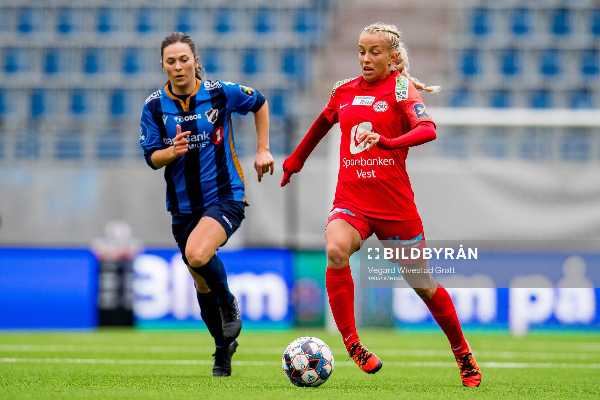 Siri Merete Grønli of Stabæk and Rikke Nygard of