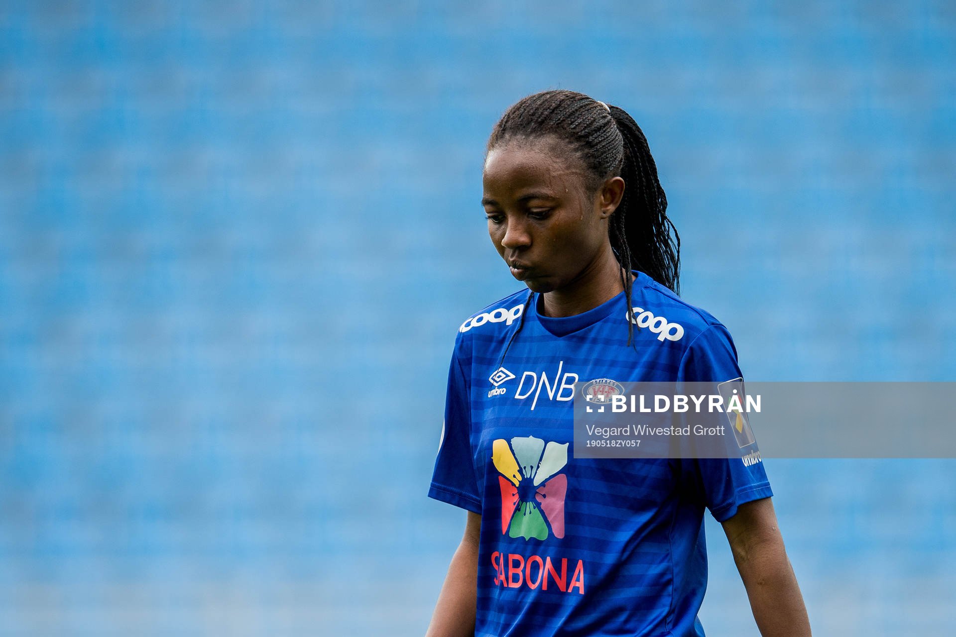 Ajara Njoya of Vålerenga looks dejected