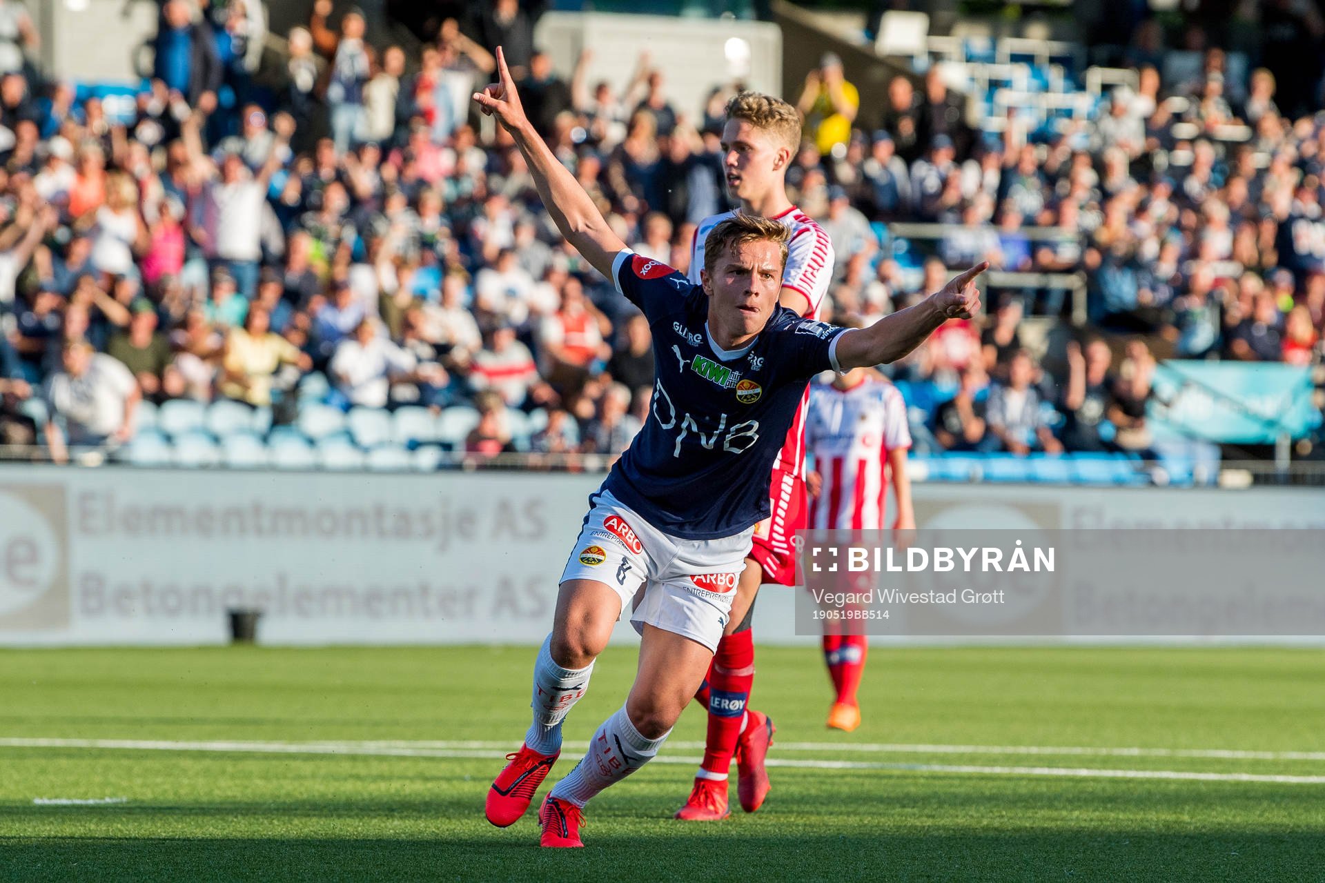 Johan Hove of Strømsgodset celebrates
