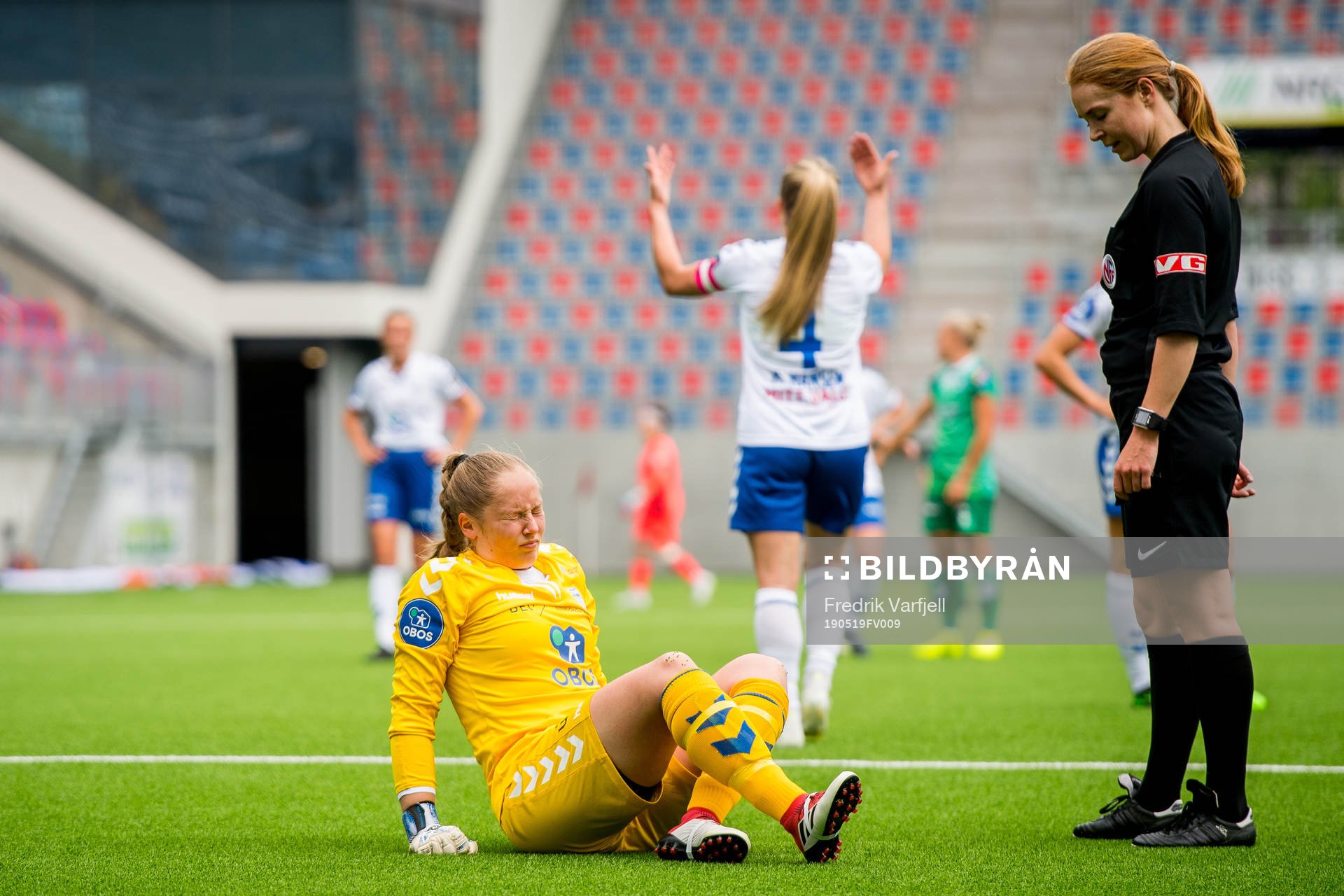 Goalkeeper Aurora Mikalsen of Kolbotn