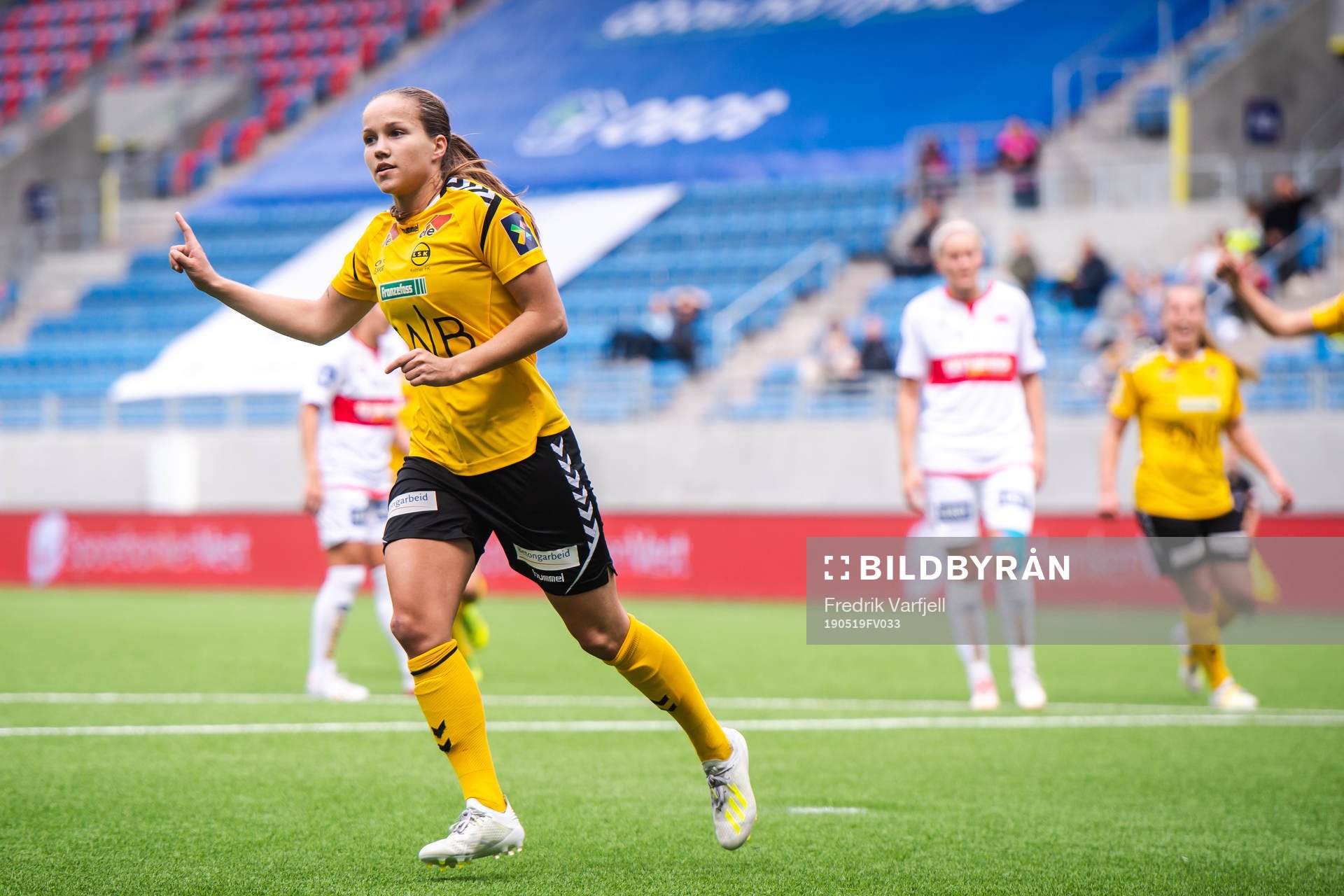 Guro Reiten of LSK kvinner celebrates
