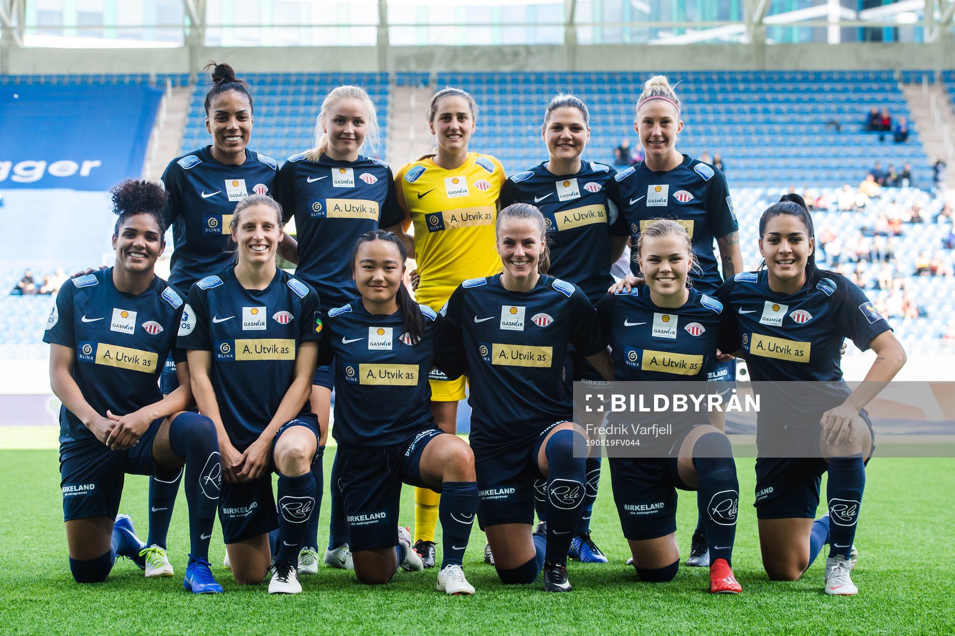 Players of Avaldsnes pose for a team group photo