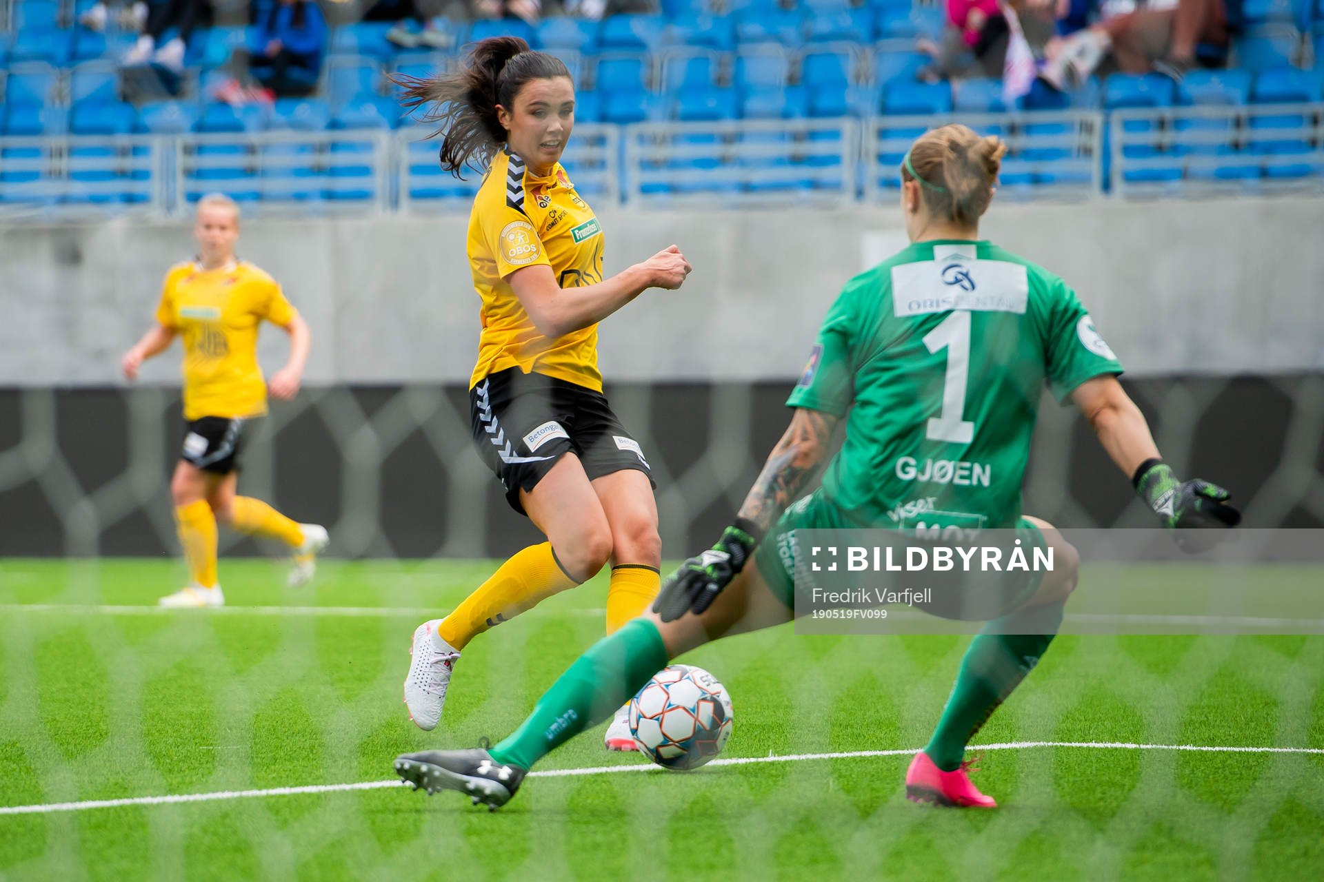 Ingrid Engen of LSK kvinner scores 0-2 behind goalkeeper