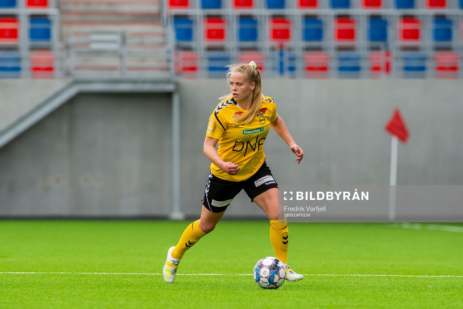 Therese Sessy Åsland of LSK kvinner