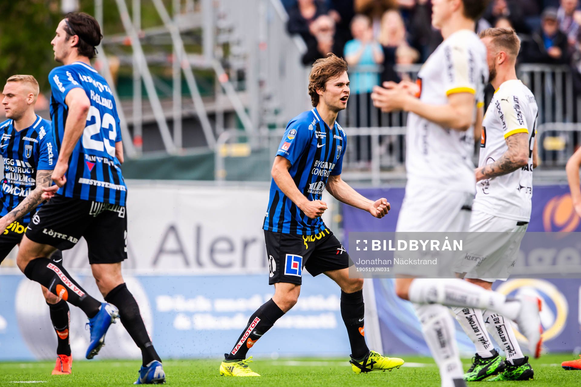 Sirius Sam Lundholm jublar