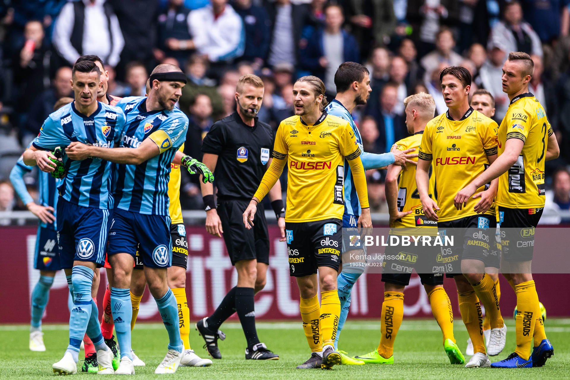 Djurgårdens Haris Radetinac och Elfsborgs Pawel Cibicki