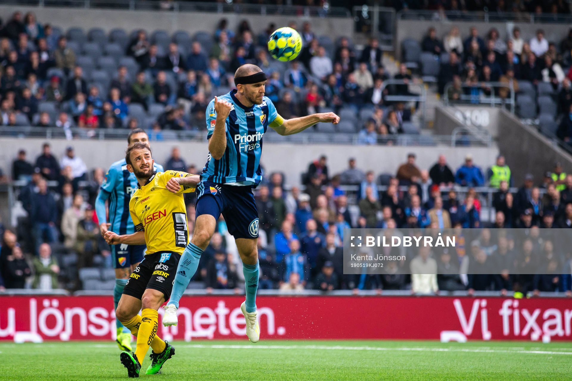 Elfsborgs Robert Gojani och Djurgårdens Marcus Danielson