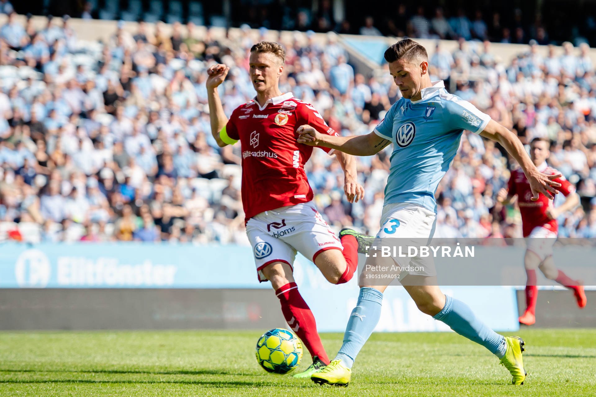 Kalmars Viktor Elm och Malmö FFs Marcus Antonsson