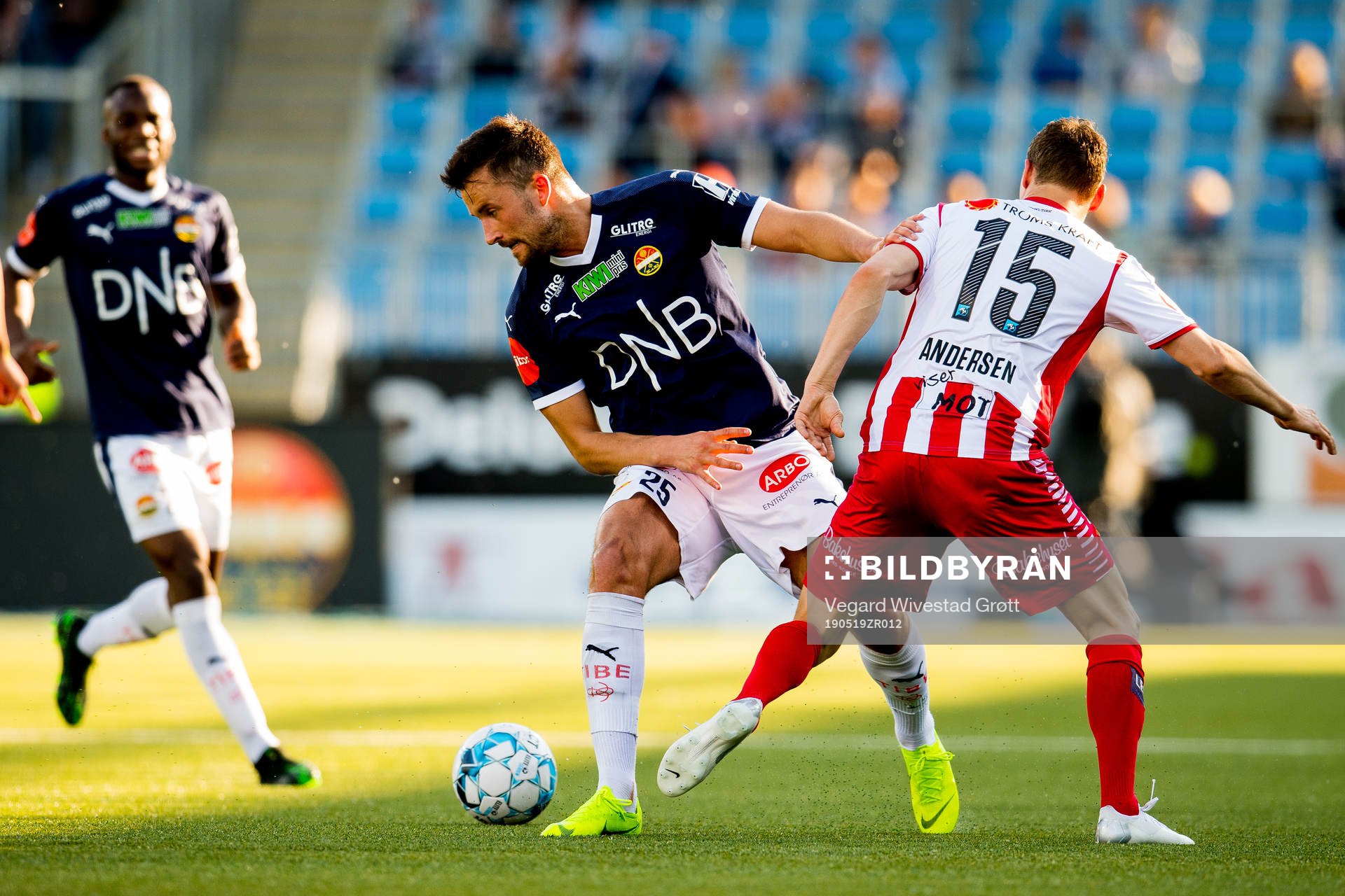 Stian Ringstad of Strømsgodset and Magnus Andersen of